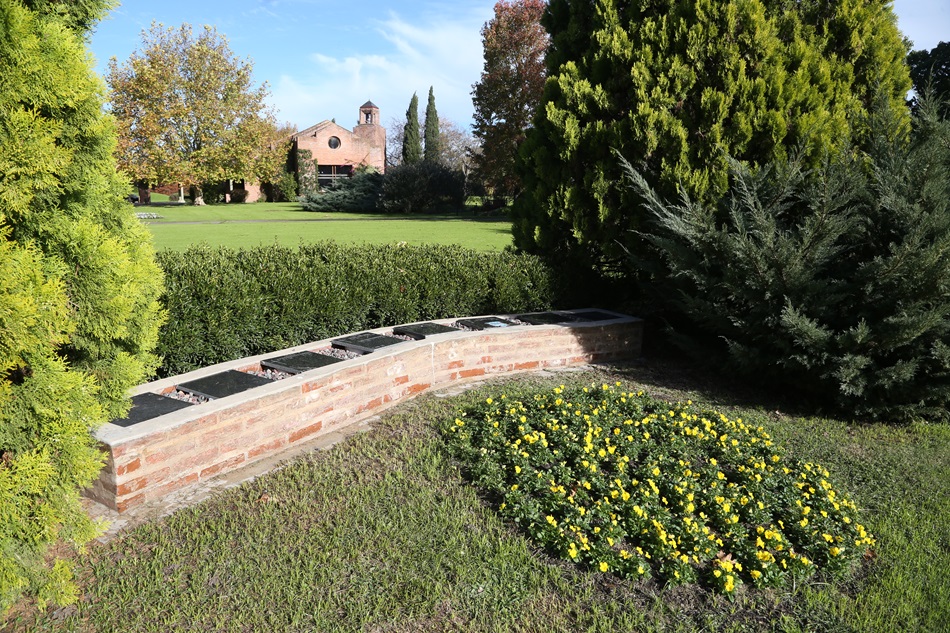 Espacio de Cenizas Noble Oeste